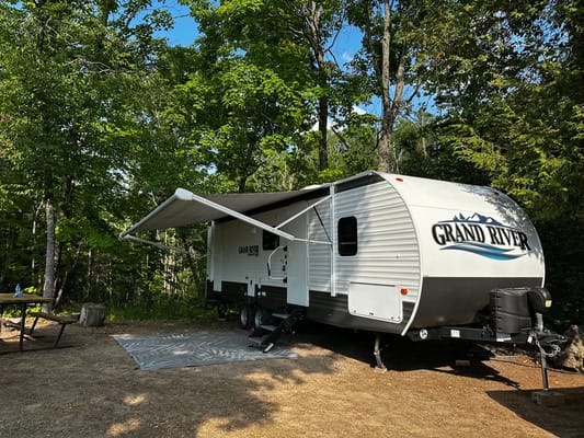 Grand River Comfortline Bunkhouse Escape