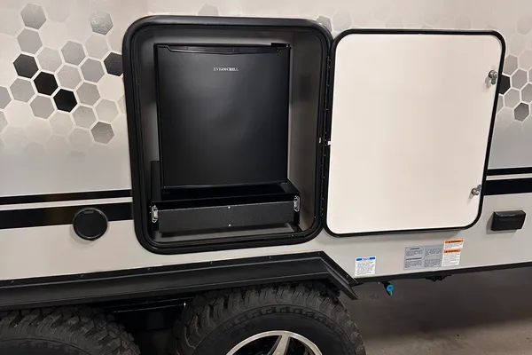 JNJ Forest River R Pod 202 Travel Trailer