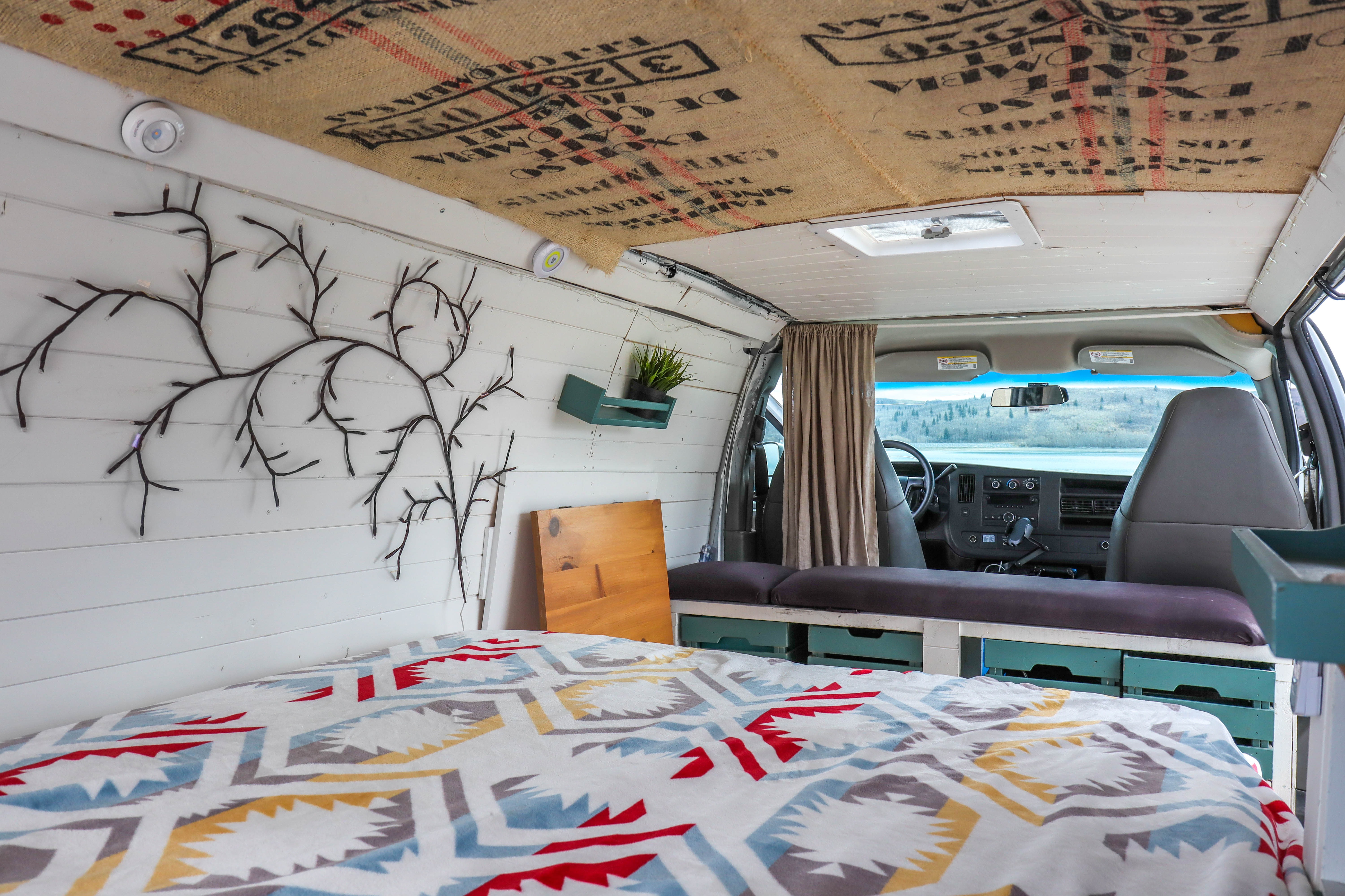 Banff Scenic Cruiser | Reliable & Comfy GMC 2500