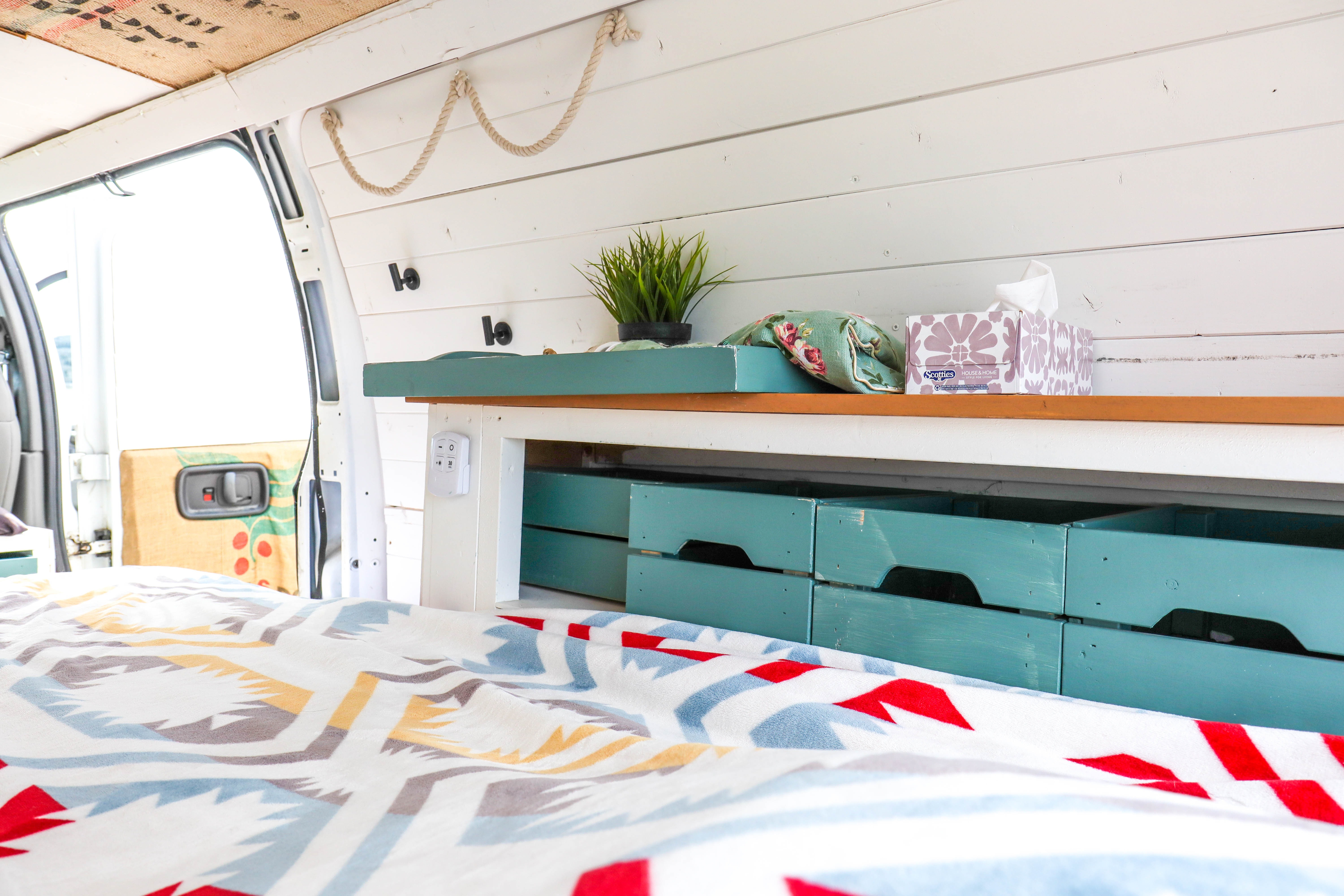 Banff Scenic Cruiser | Reliable & Comfy GMC 2500