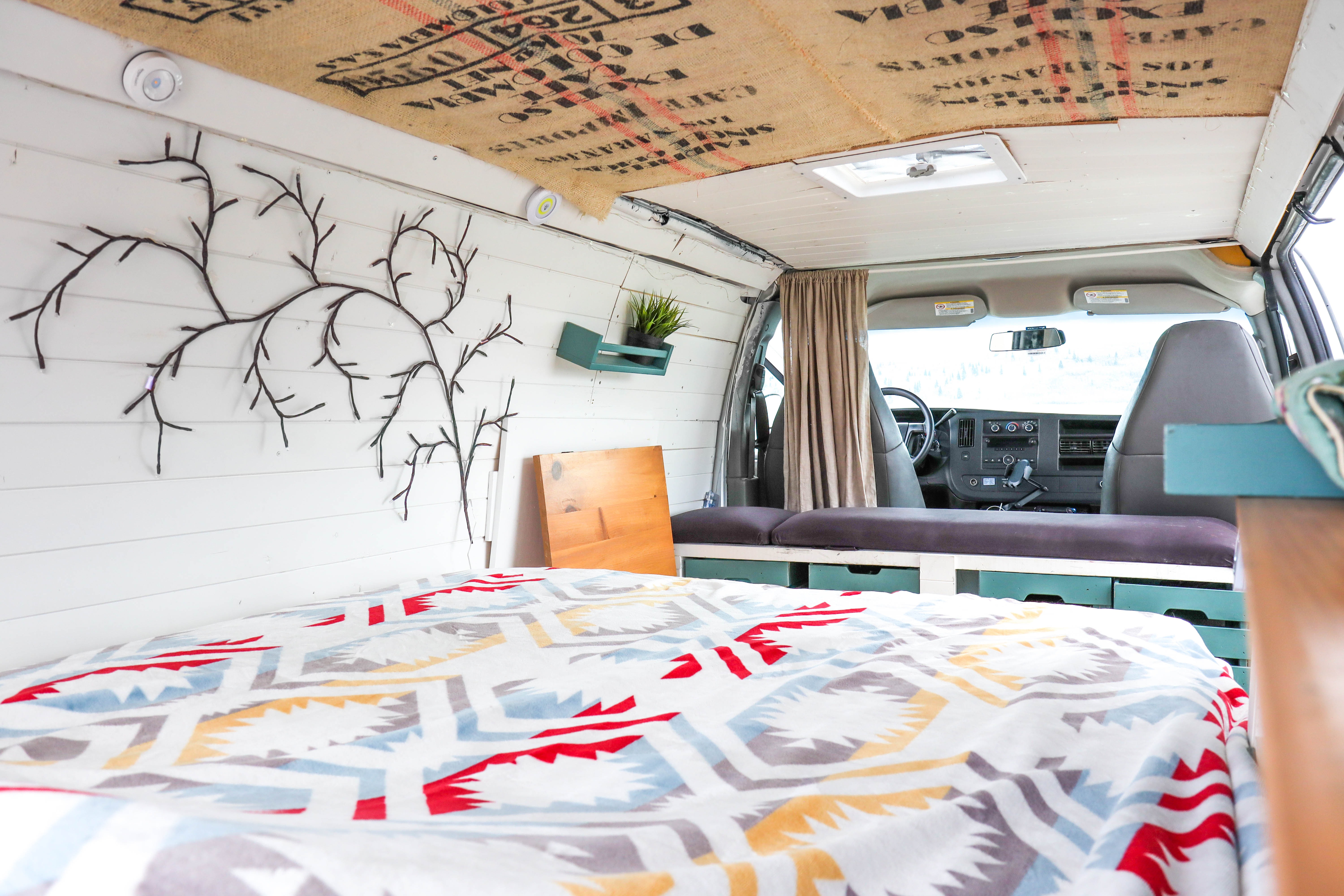 Banff Scenic Cruiser | Reliable & Comfy GMC 2500