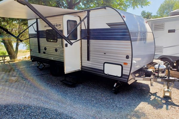 *RV for Small Families - Sleeps 4*