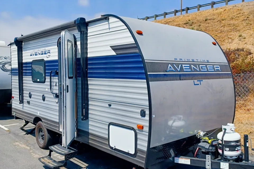 *RV for Small Families - Sleeps 4*