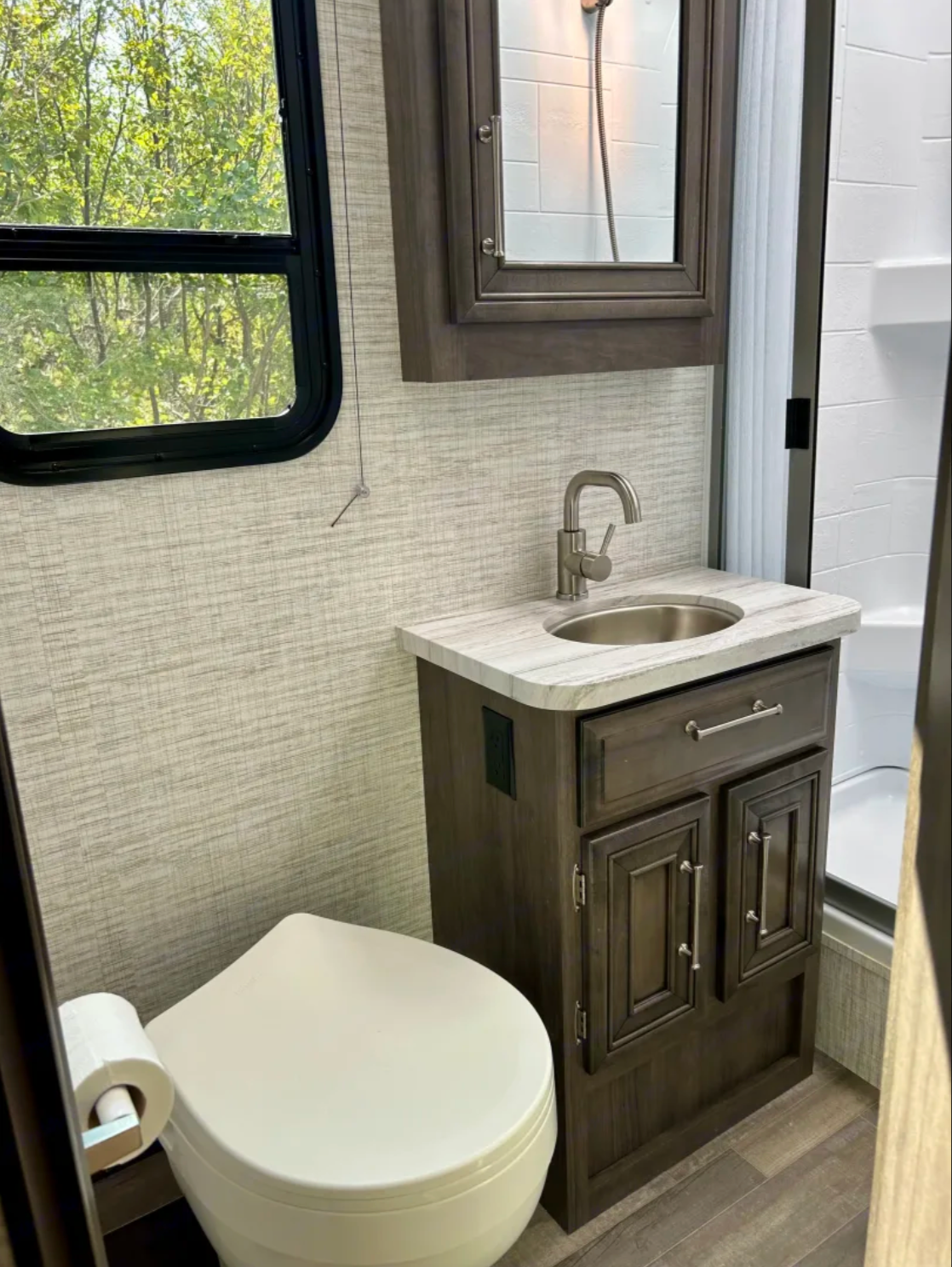 *Easy to Use* 2024 Odyssey SE