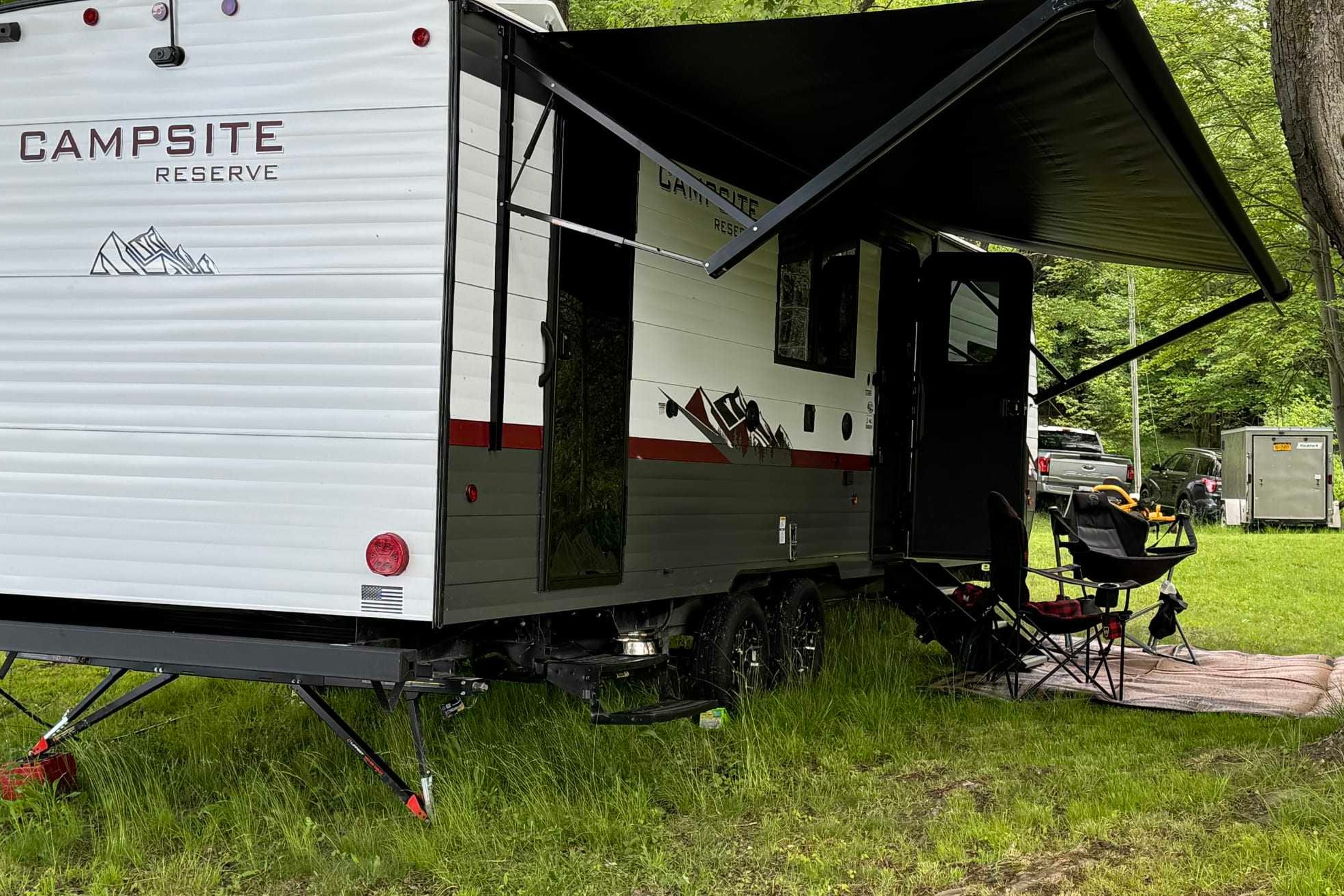 Cozy and Bright Campsite Reserve 26CJ Travel Trailer