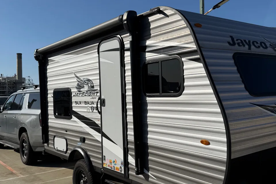 Henry's Jayco Jay Flight 154BH Travel Trailer