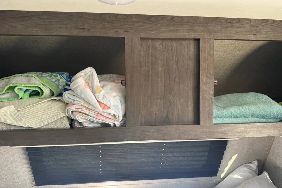 Henry's Jayco Jay Flight 154BH Travel Trailer
