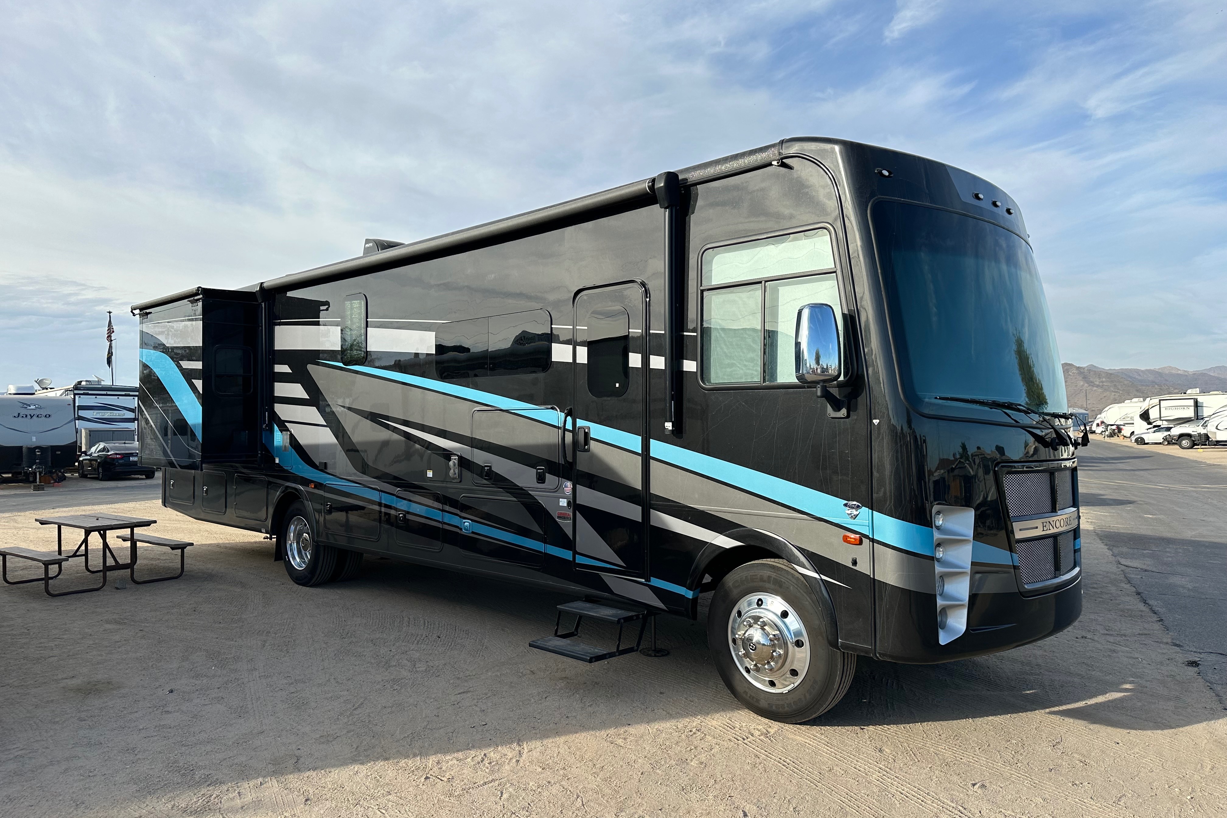 Daniel's 2023 Coachmen Encore 375rb Class A