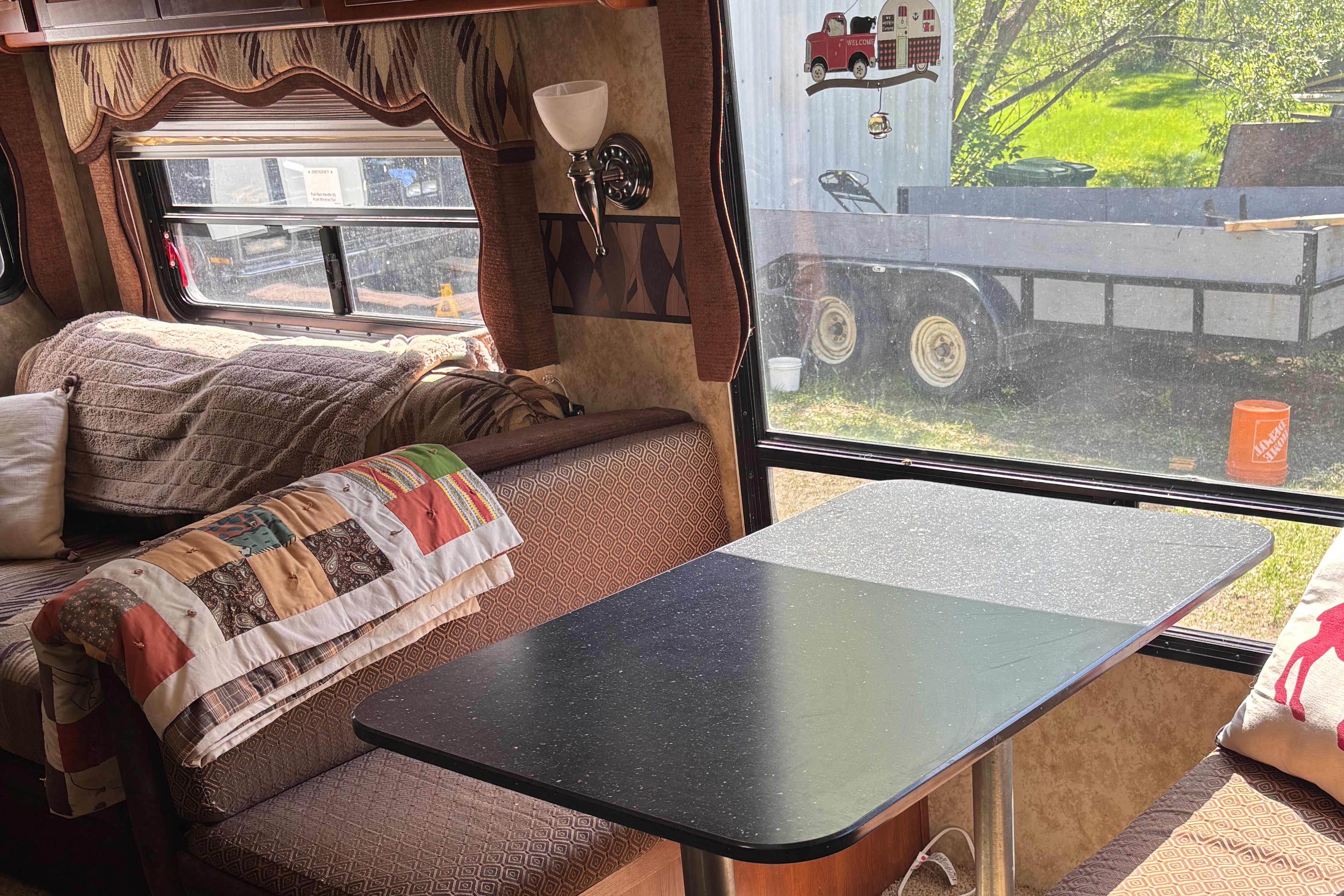 Spacious and Cozy Travel Trailer- Ready for Your Next Adventure!