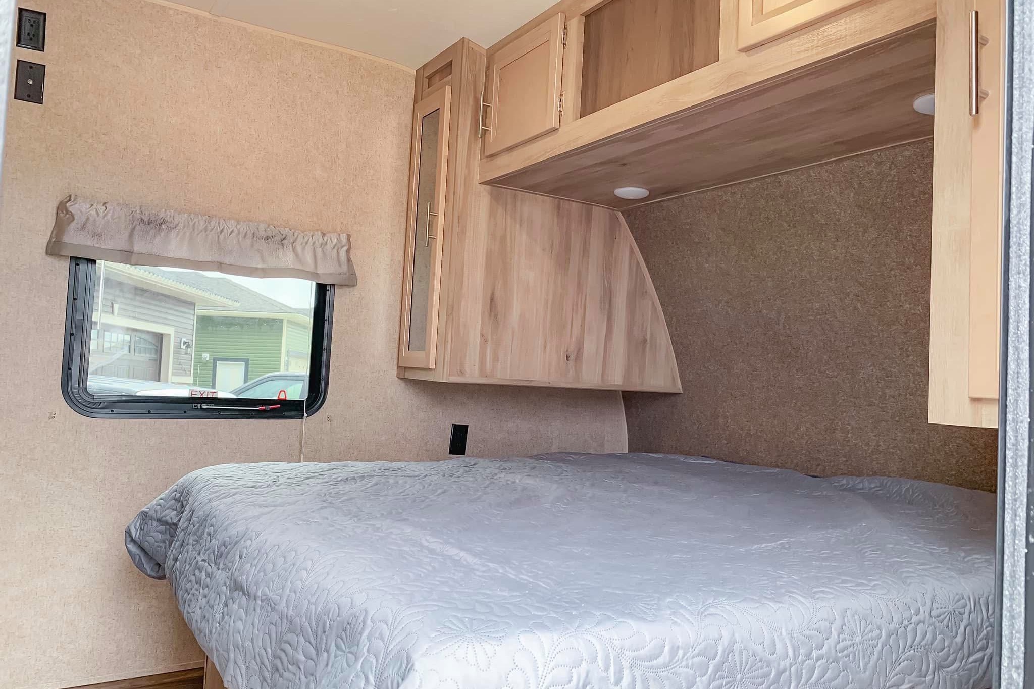 Evan's Coachmen 273 BHSCK Catalina Legacy Travel Trailer