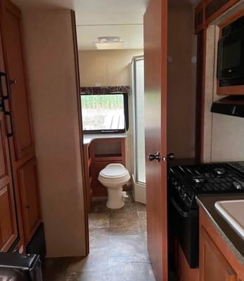 Okanagan Leisure's Gulf Stream Gulfbreeze Travel Trailer