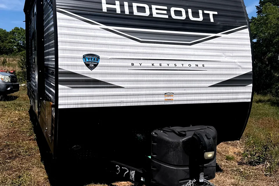 Zuleyma'S Keystone Hideout Travel Trailer