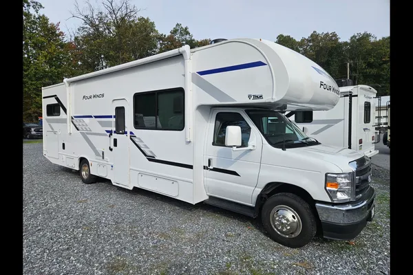 Roadtrip Express!! 2026 Fourwinds Class C 31E