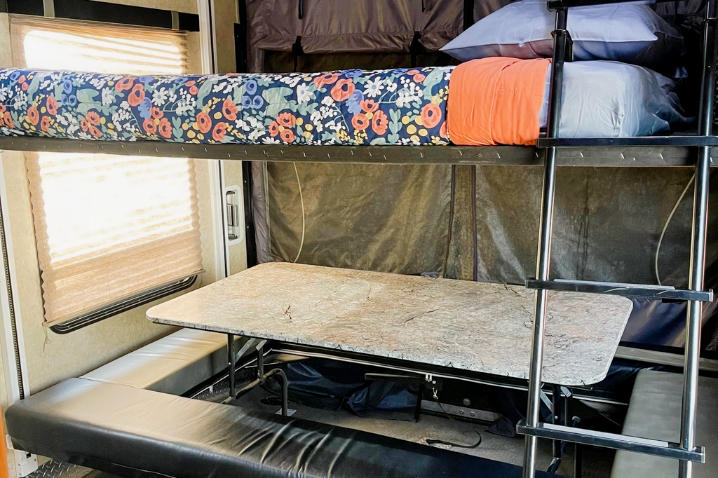 Timothy's Keystone Fusion 301 Toy Hauler