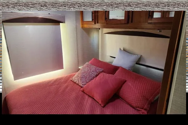 Reddington- Jayco Grey Hawk 31FS Class C