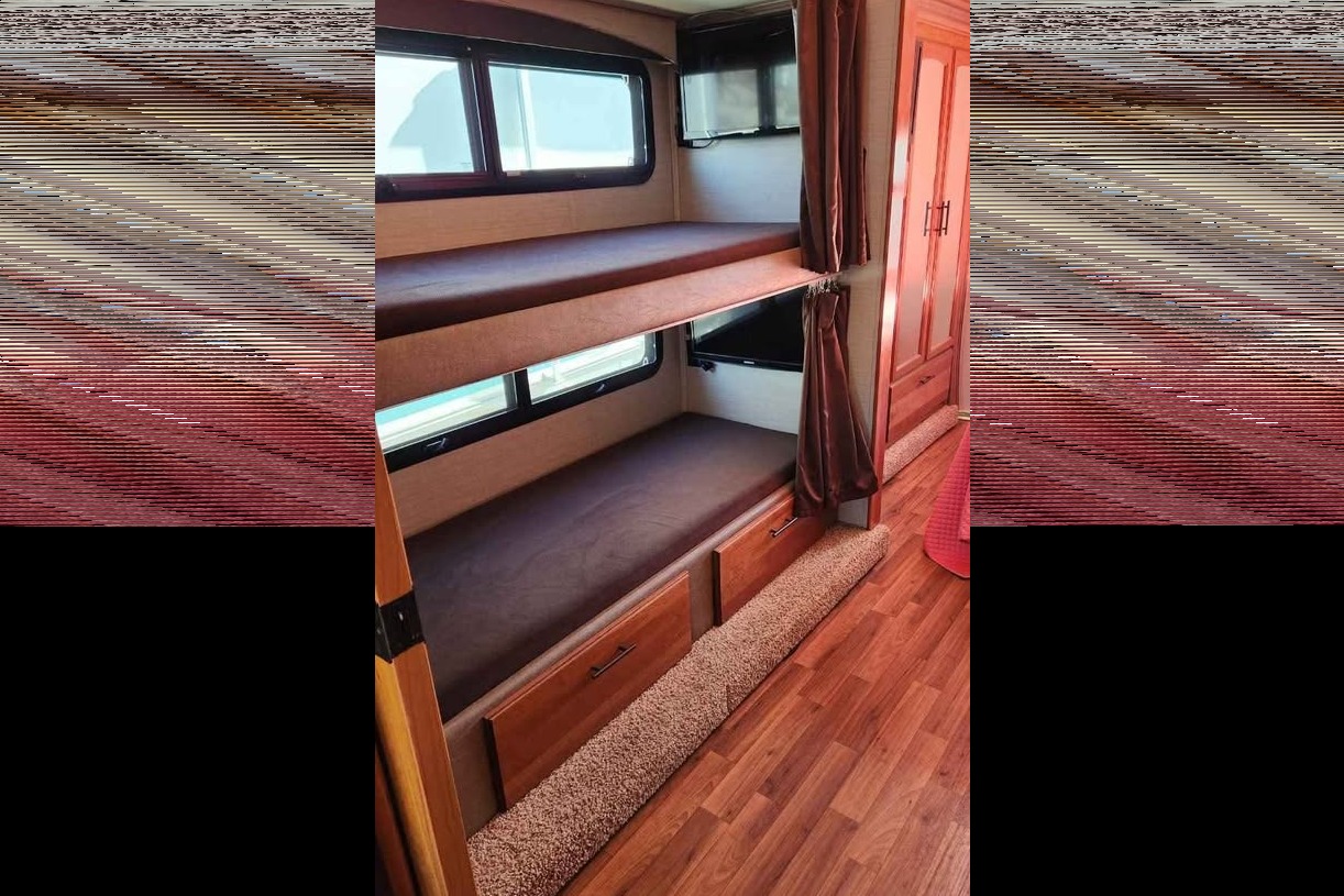 Reddington- Jayco Grey Hawk 31FS Class C