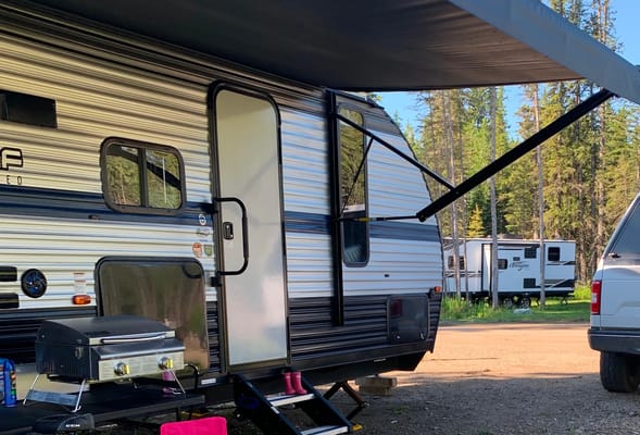 The Wolf 26DBH Travel Trailer