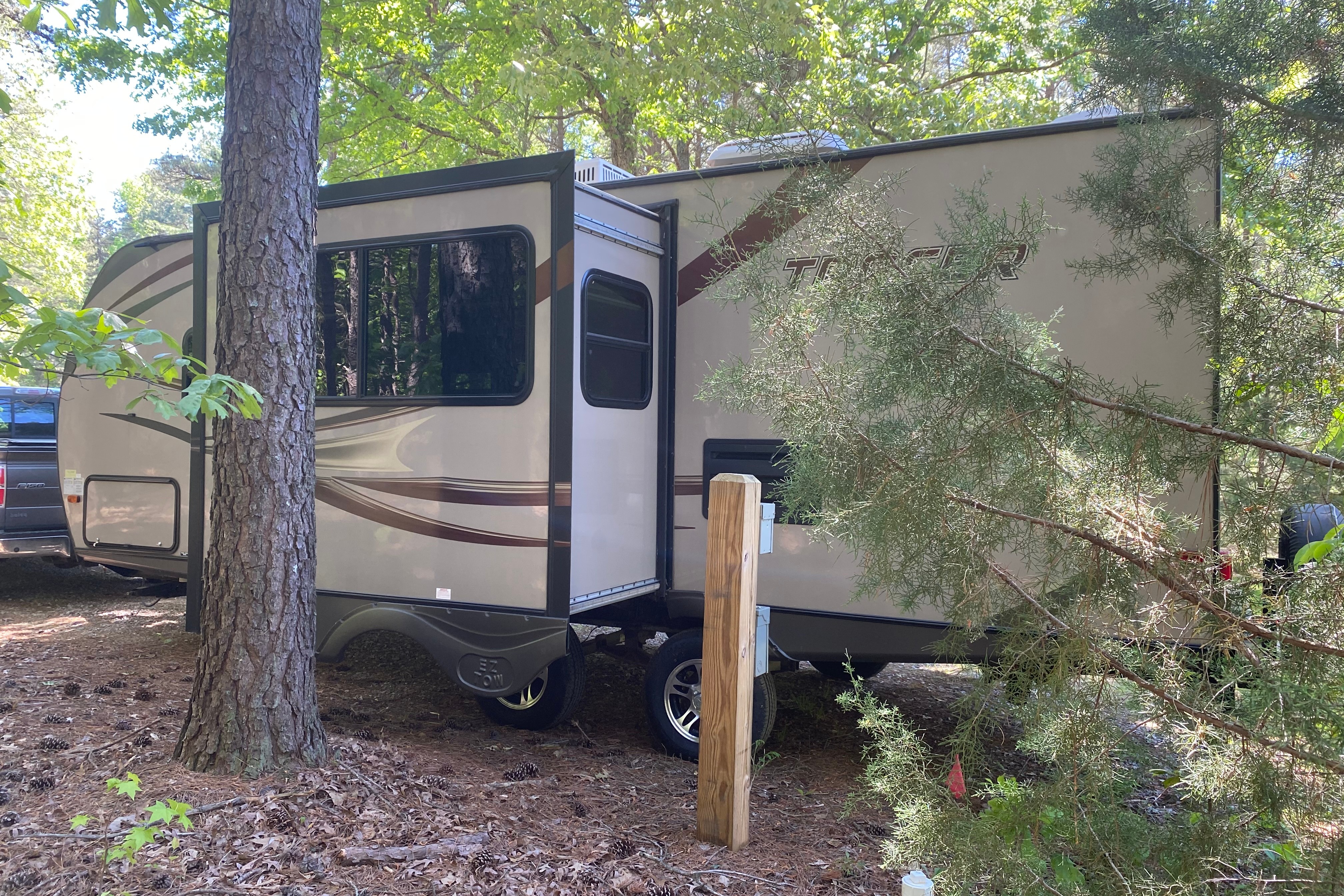 Cozy Camper - Forest River Tracer Ultra Lite Travel Trailer
