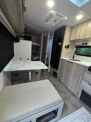 AR's Salem 179DBK Off-grid Travel Trailer