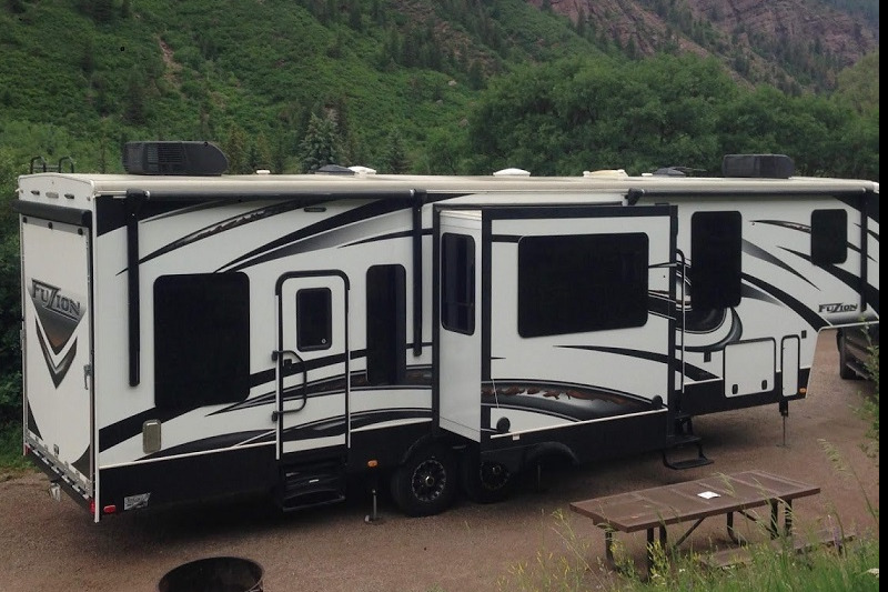 AMAZING TOY HAULER BRINGING YOUR ADVENTURES TO LIFE
