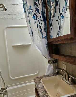 ☆AirBnB on Wheels☆