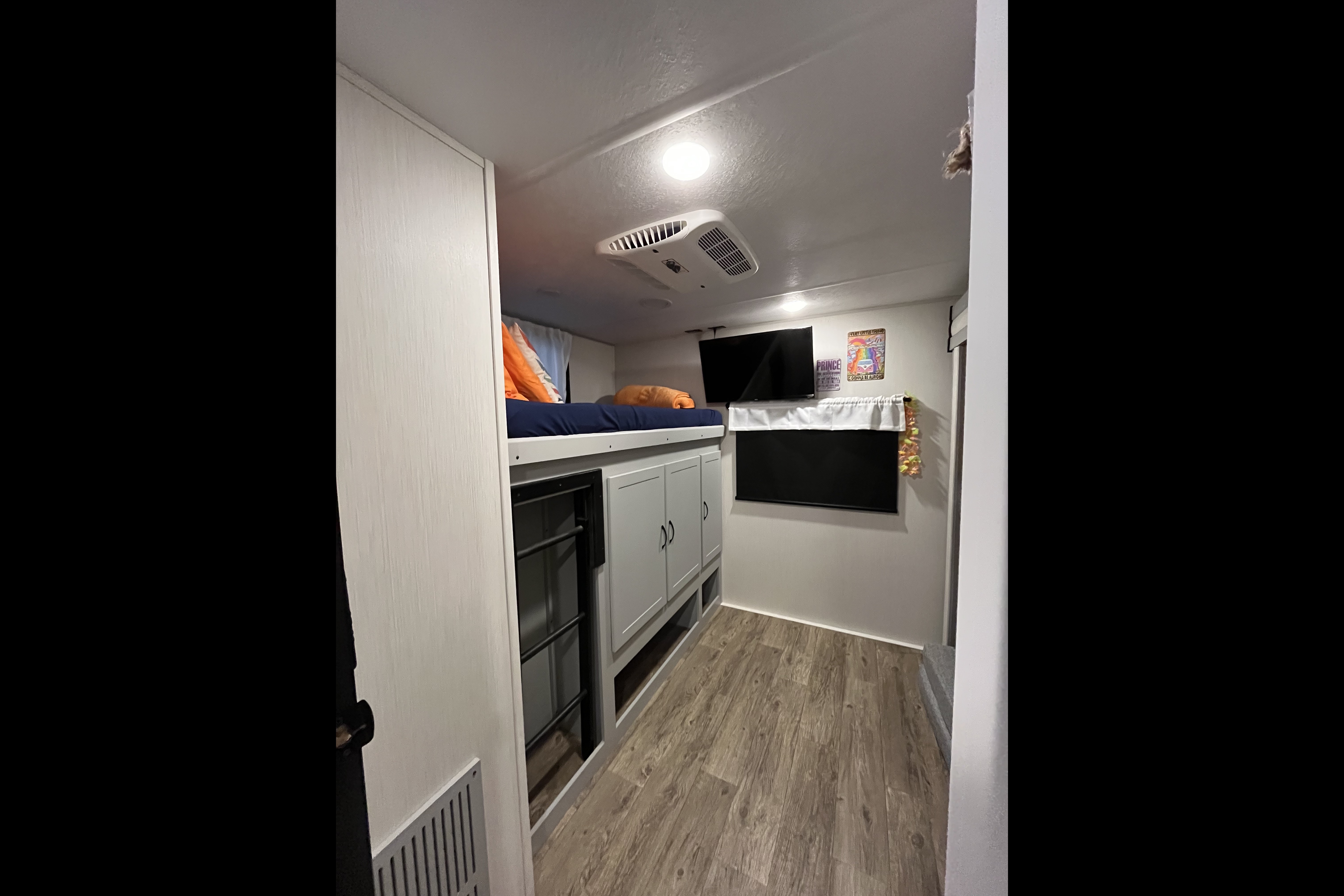 Philip's Forest River 34BH Travel Trailer