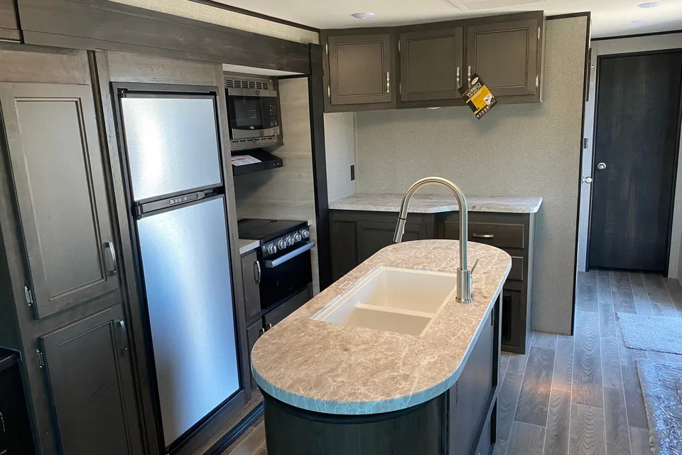 Jim's Jayco  38RSBS Travel Trailer