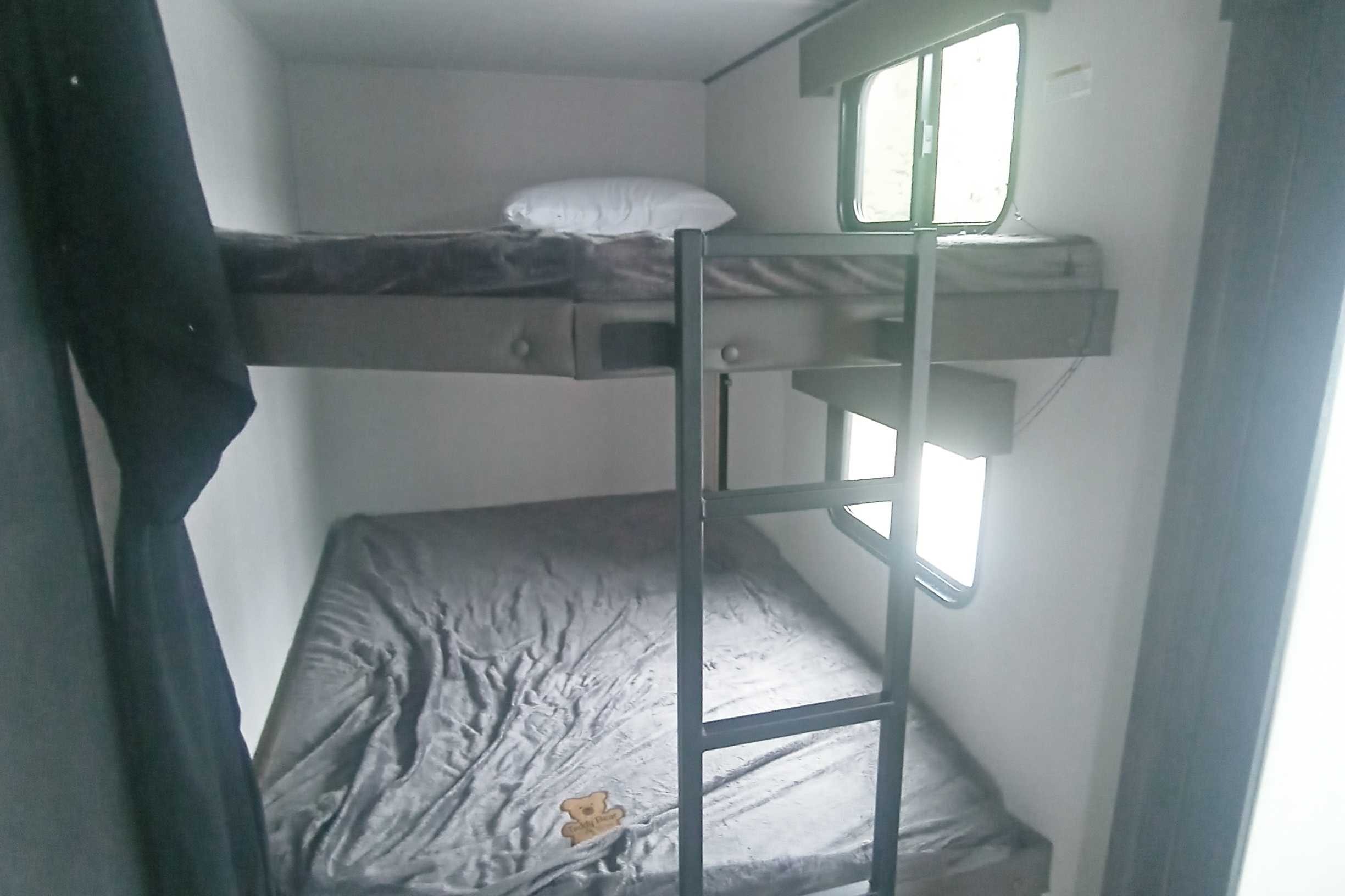 "The Roaming Retreat" 32 Foot 2022 Travel Trailer