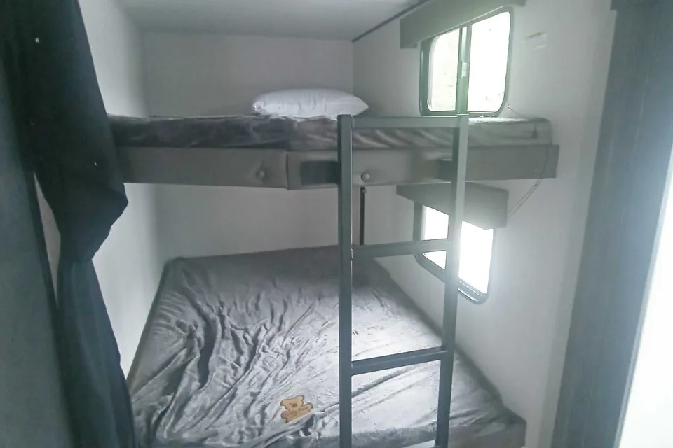 "The Roaming Retreat" 32 Foot 2022 Travel Trailer