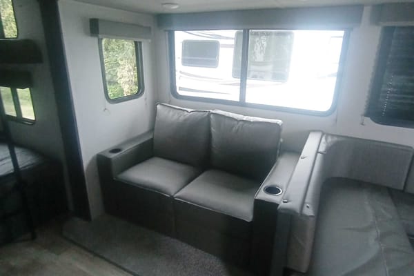 "The Roaming Retreat" 32 Foot 2022 Travel Trailer