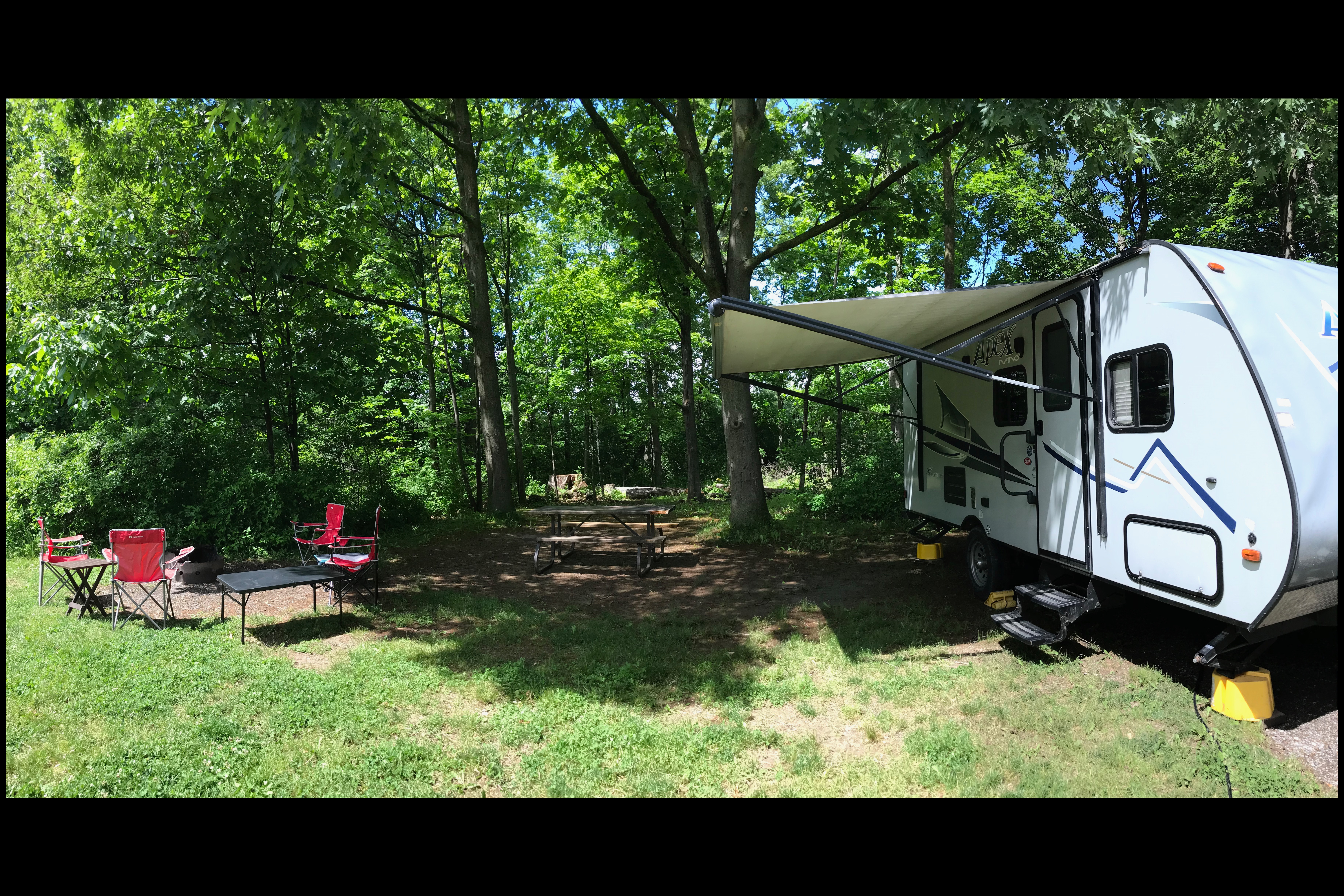 Gabriela's Coachmen Apex Nano, very spaceous, with a large slide-out. 