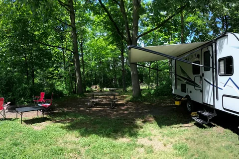 Gabriela's Coachmen Apex Nano, very spaceous, with a large slide-out. 