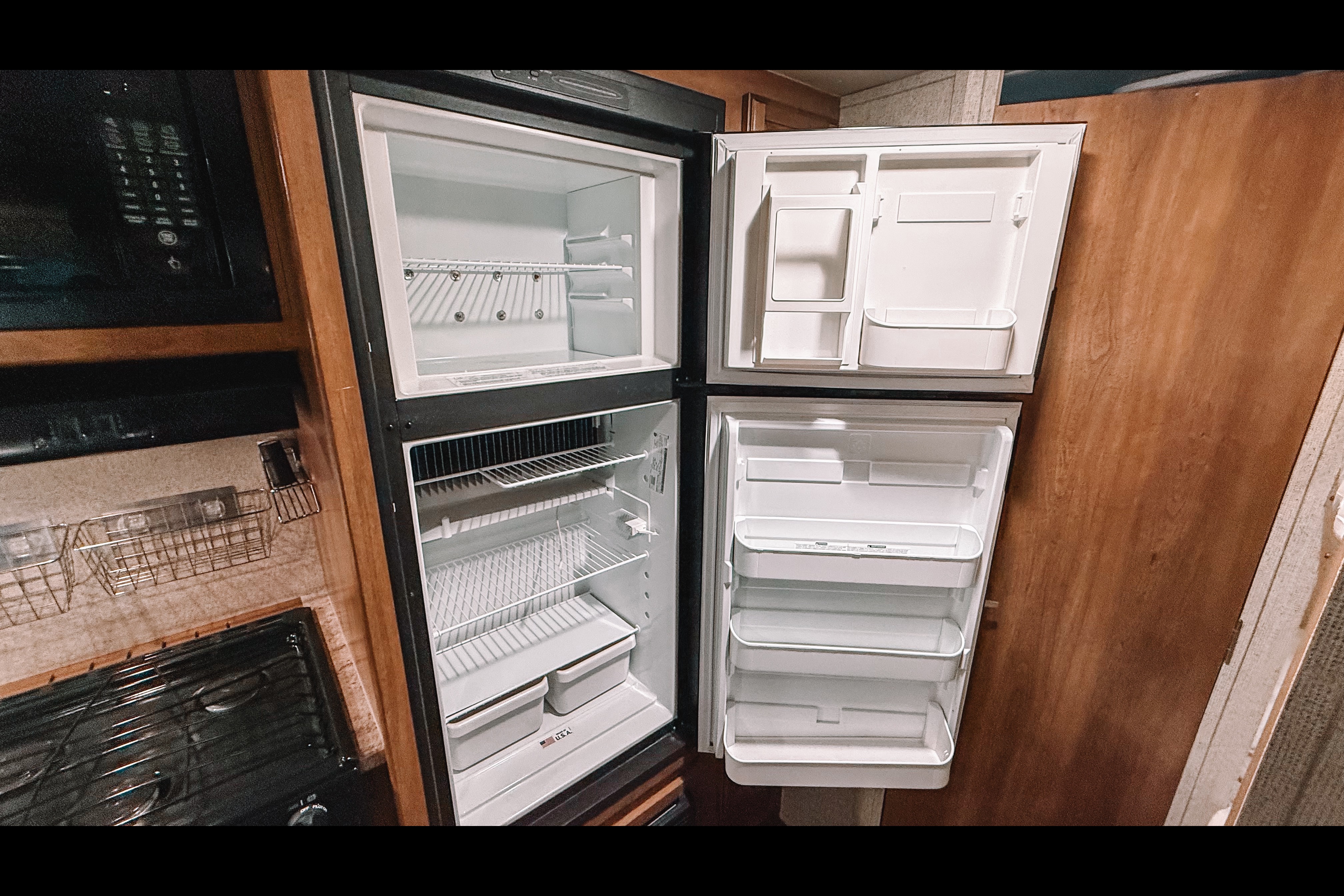 Coachmen Apex Ultra Lite with Blacktone Griddle