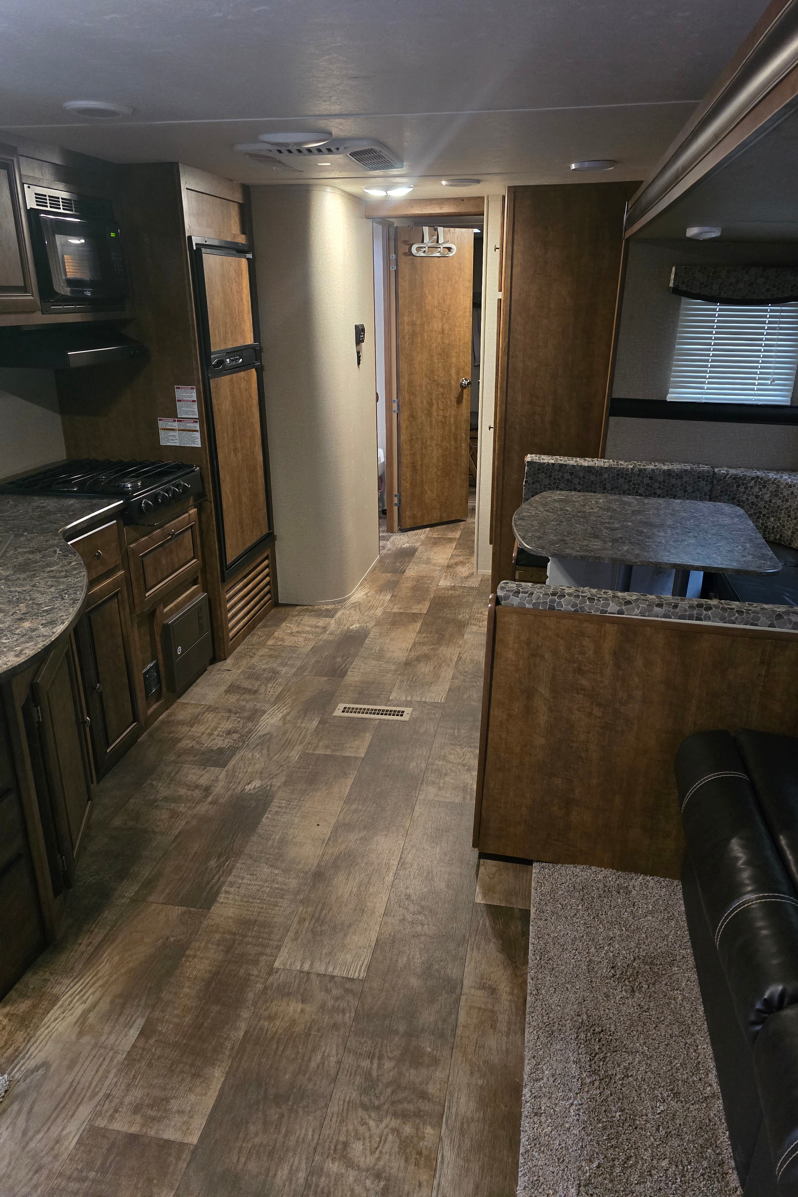 Francois's Crossroads Z1 CROSSROAD Travel Trailer