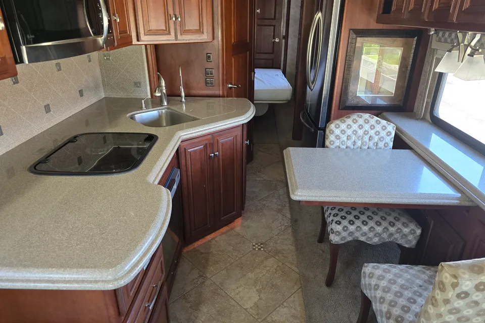 Luxury Winnebago Tour 40CD Diesel Pusher Experience