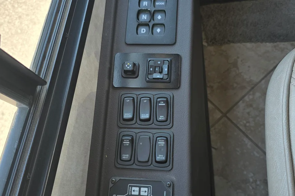 Luxury Winnebago Tour 40CD Diesel Pusher Experience