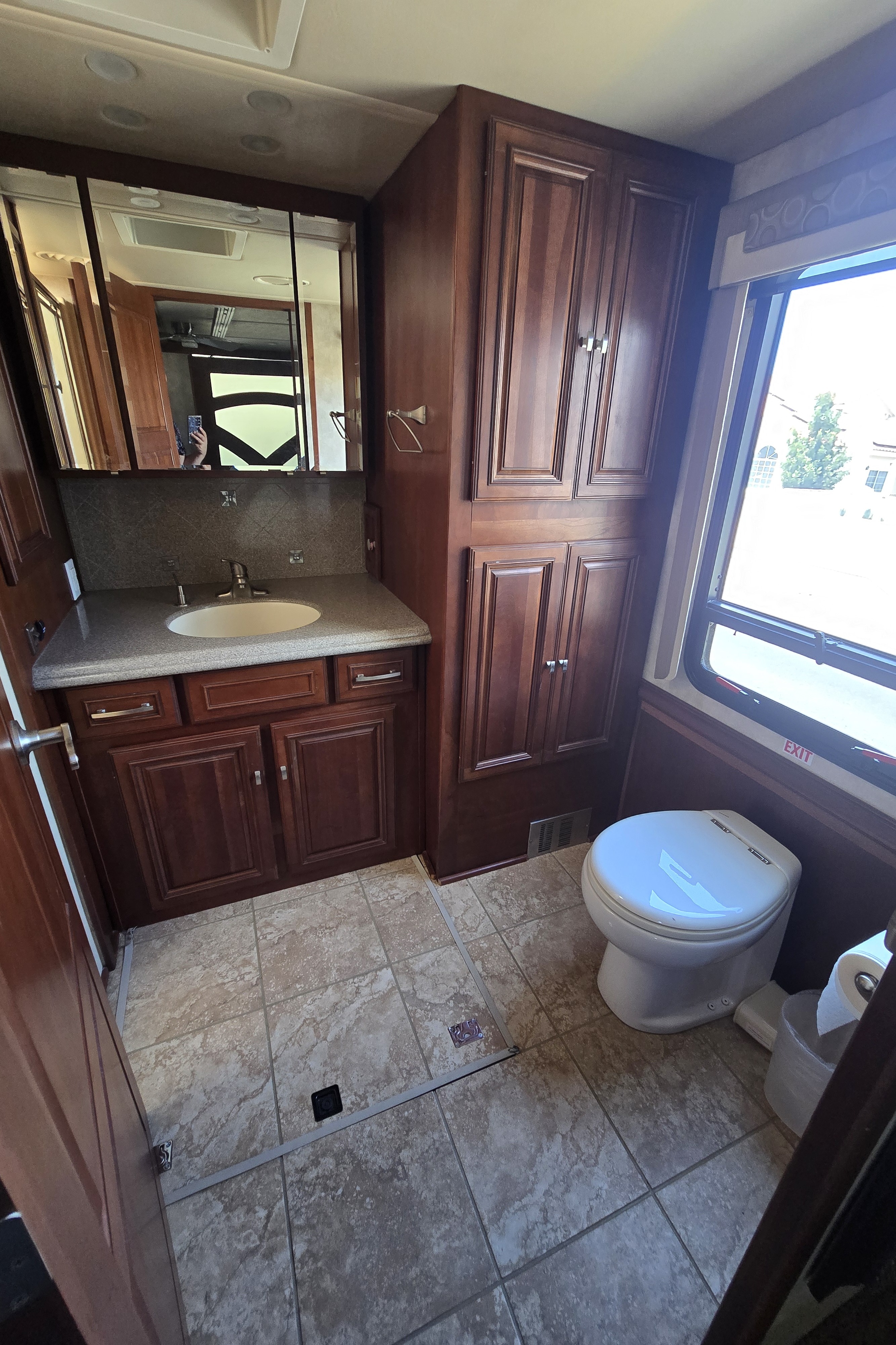 Luxury Winnebago Tour 40CD Diesel Pusher Experience