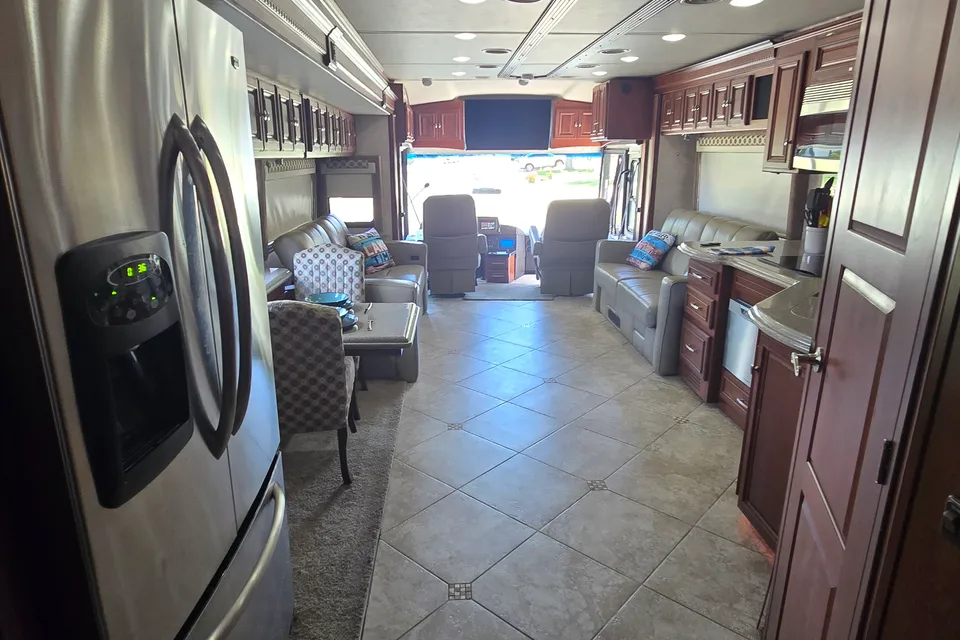 Luxury Winnebago Tour 40CD Diesel Pusher Experience