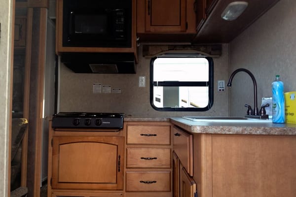 Forest River Puma 28BHS Travel Trailer