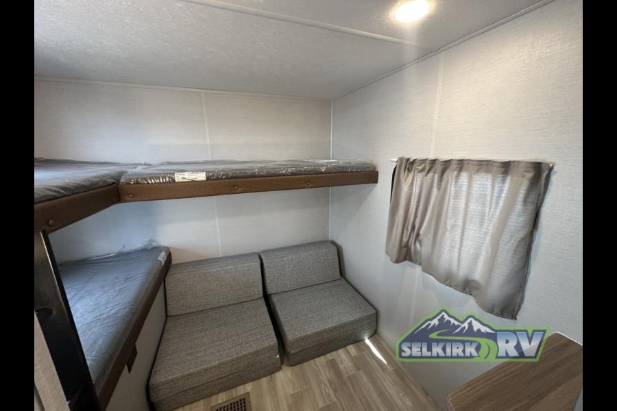 Alyssa's Forest River Vibe Travel Trailer