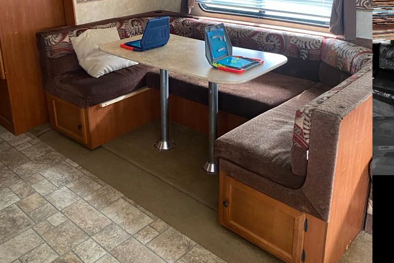 mike's Sportsman Kz321 Travel Trailer