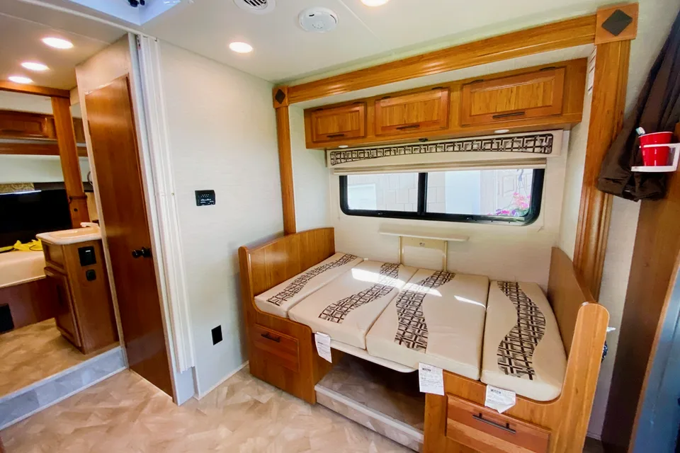 Family friendly 24 ft motorhome