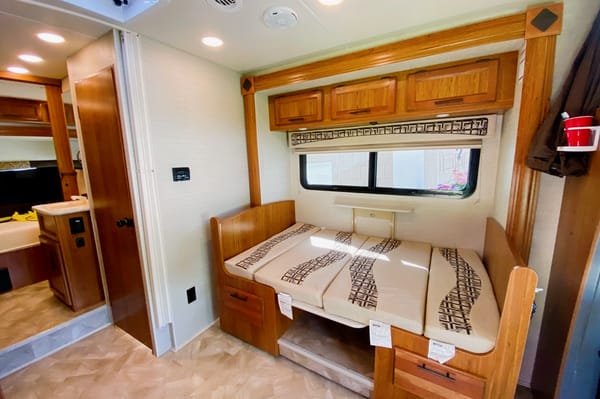 Family friendly 24 ft motorhome