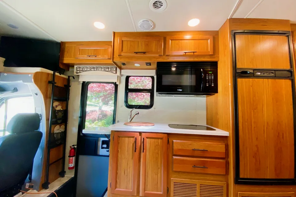 Family friendly 24 ft motorhome