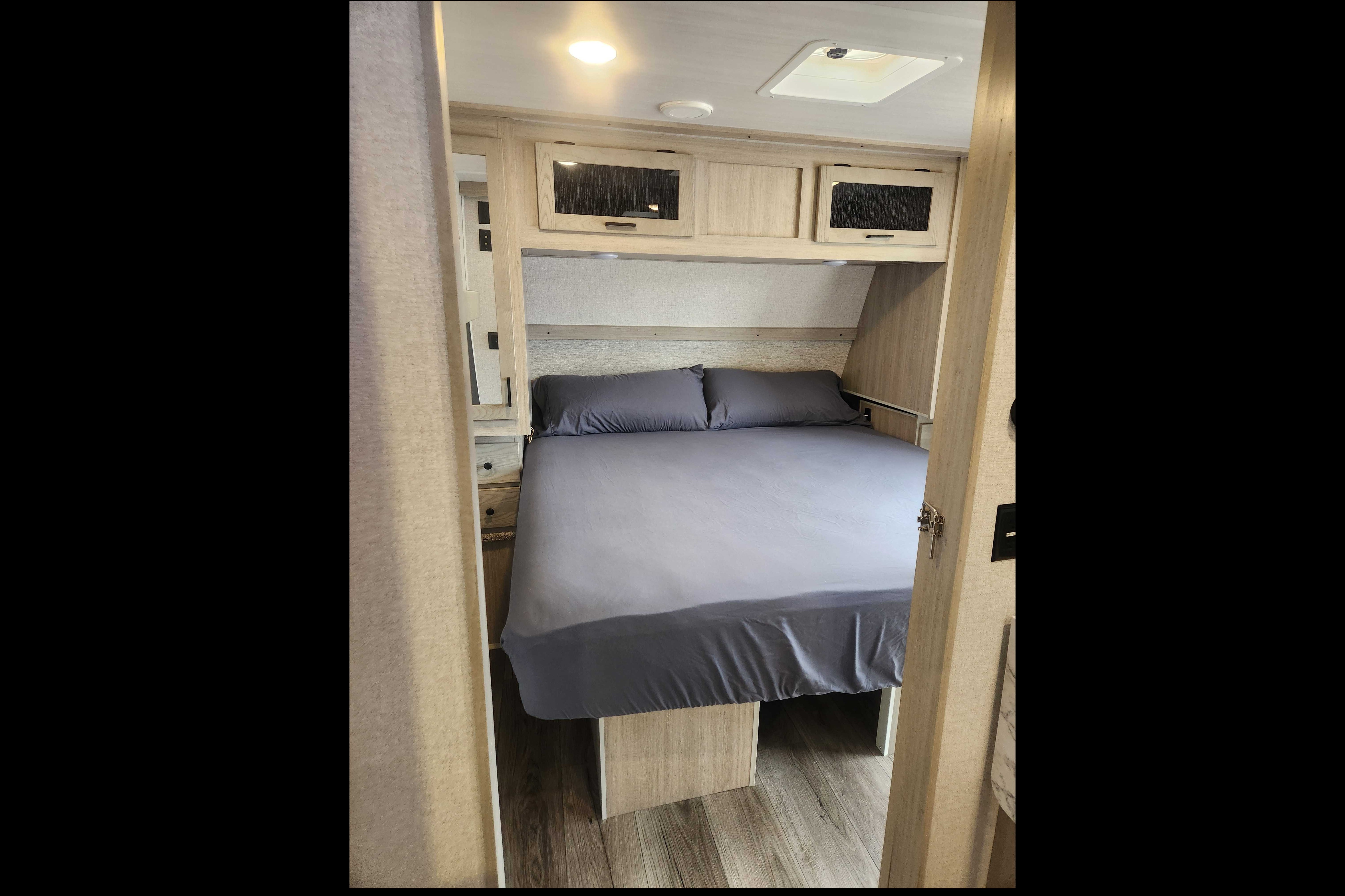 ALTA 2800KBH Series, Luxury with complimentary items!