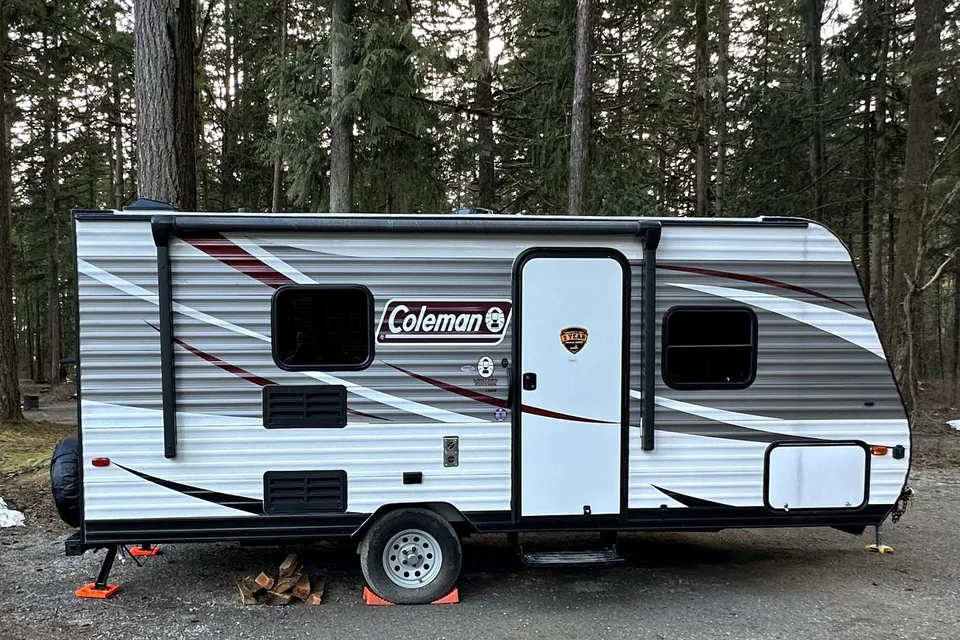 The Laughing Lantern (2019 Coleman Lantern 18RB)
