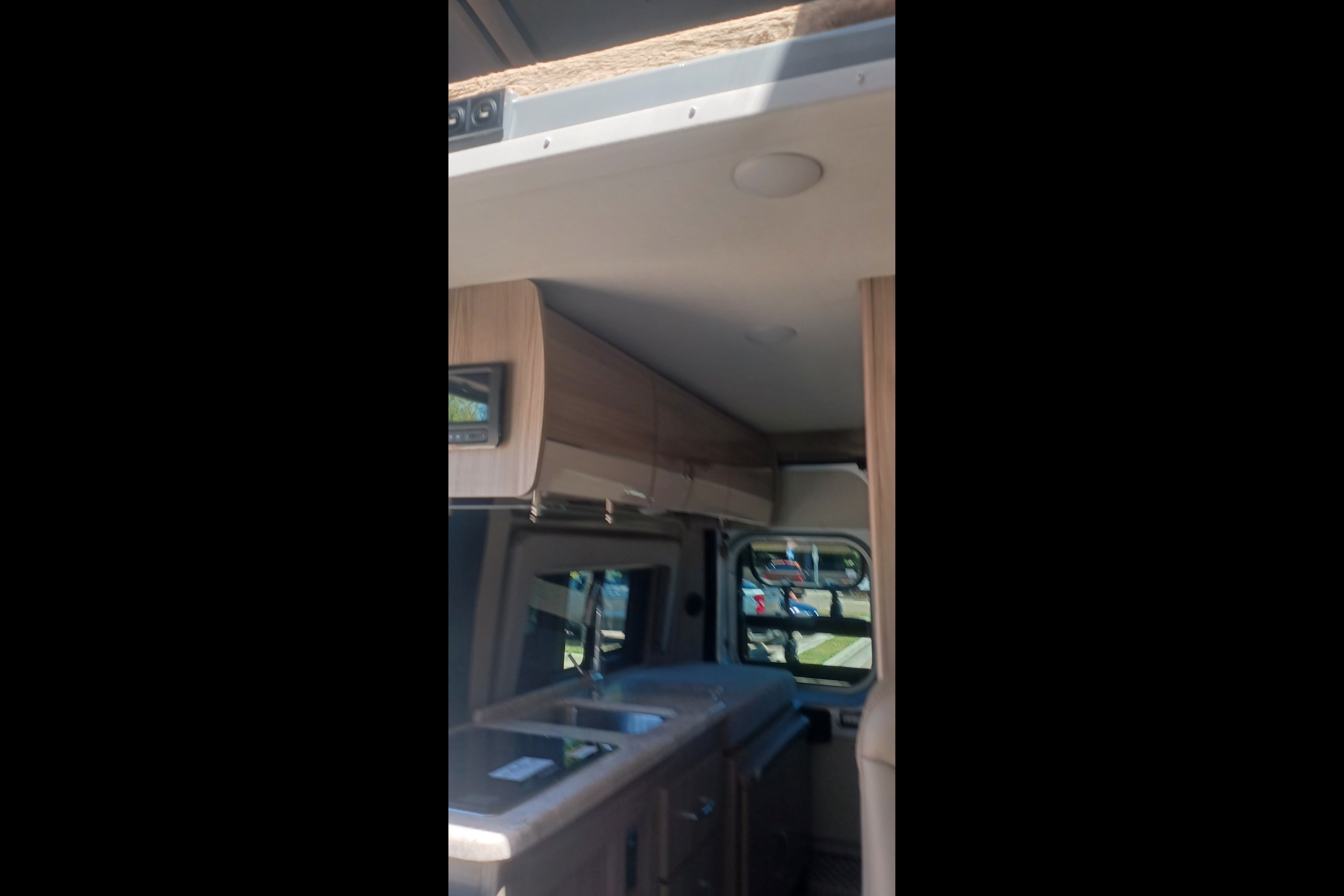 2023 CONVENIENT & EASY TO DRIVE RV!!  SCOPE 18A