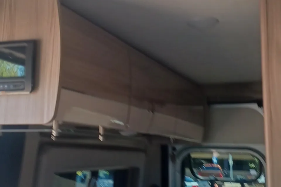 2023 CONVENIENT & EASY TO DRIVE RV!!  SCOPE 18A