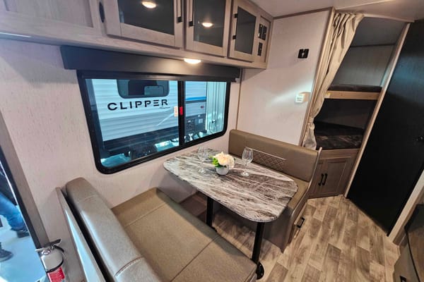 New Kodiak Ultra Lite 227bh Travel Trailer