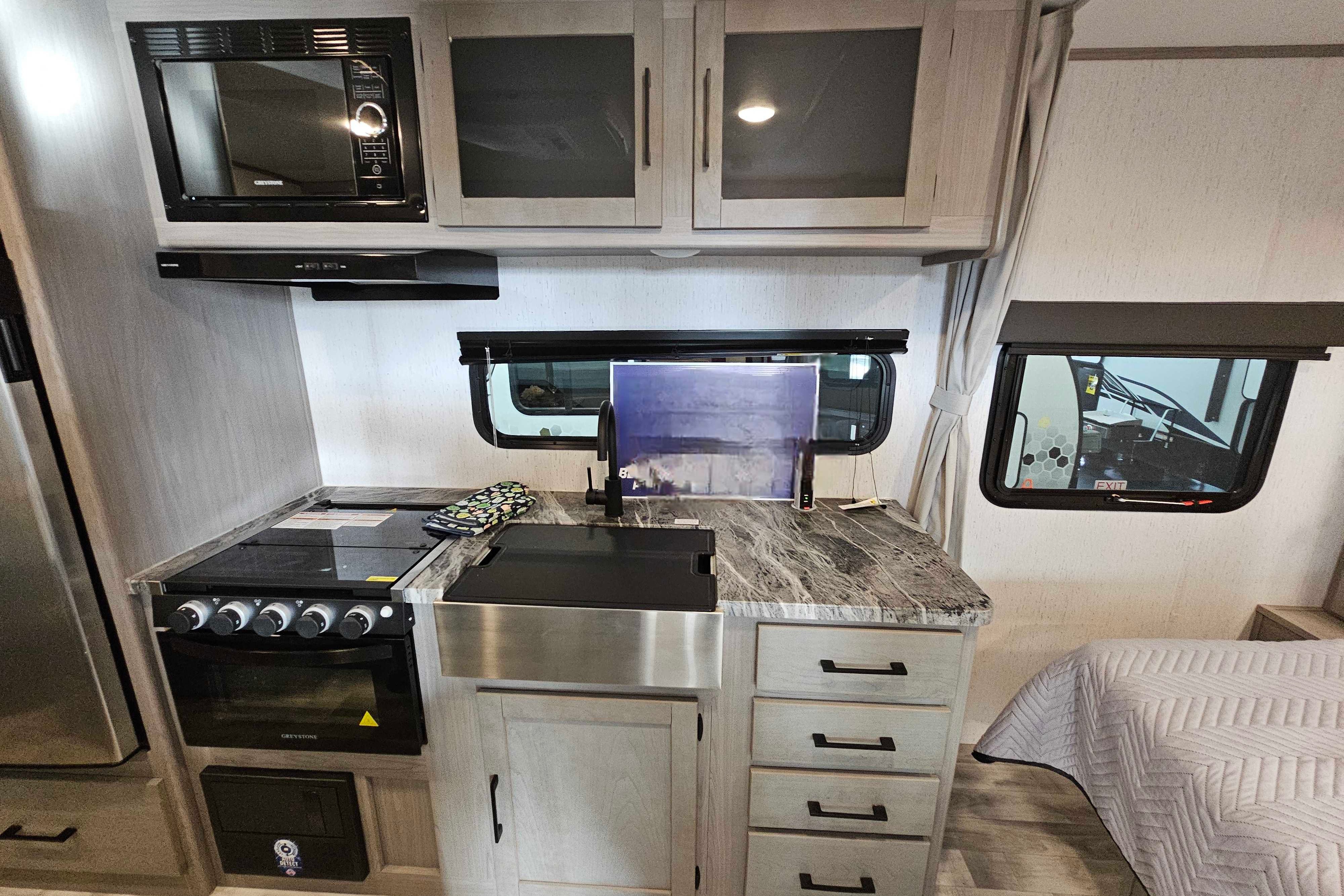 New Kodiak Ultra Lite 227bh Travel Trailer